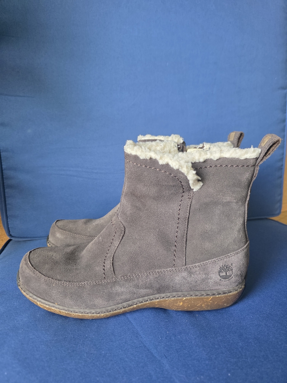 Timberland Suede Shearling Ankle Boots Women’s 7 Gray Fleece Lined